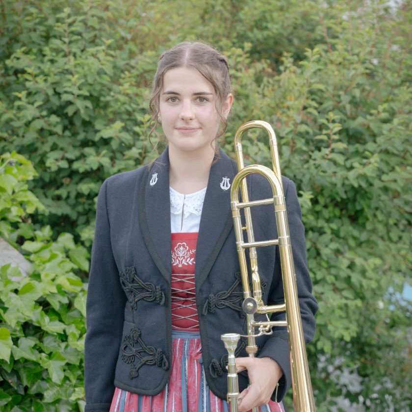 Burgstaller Samira
